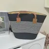 Bolsa de Tecido de Grande Capacidade Feminina Nova Listrada Estilo Moderno Bolsa de Ombro de Palha de Alta Qualidade para Mulheres Bolsa Tote