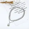 Cross-border Novos produtos Acessórios Moda simples Dupla camada Lock Pingente Colar Feminino Europeu e Americano Fotografia de rua Personalidade Trendy Clavícula Corrente