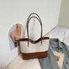 Bolsa de Hombro Única, Bolso de Mano, Patchwork Simple Retro, Versátil, Gran Capacidad, Nueva Moda Transfronteriza Primavera 2026