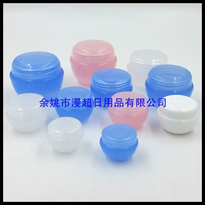 蘑    菇瓶
