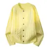 Suéter cárdigan de punto trenzado retro moderno para hombre, nueva prenda de punto versátil de color liso para otoño e invierno, chaqueta de punto con cuello redondo