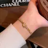 Pulsera Super Brillante con Circonita Microincrustada para Mujer, Pulsera de Cristal de Lujo Ligero de Gama Alta, Nueva Joyería Popular de Venta al por Mayor 2026