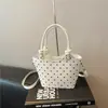 Bolso de Mano Estilo Coreano Súper Popular Moda Lunares Bolso Cubo 2026 Nuevo Verano Versátil Nicho Lujo Ligero Bolso de Hombro Cruzado