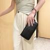 Cartera de mujer al por mayor 2022, nuevo bolso de mano bordado con texturas de moda, bolso Joker, cartera plegable al 20%.