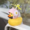 Sacuda o som de pato amarelo pequeno carro quebrado pato de vento pato de carga pato social pato de rede social carro criativo carro carro elétrico decoração