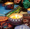 Área Escénica de Yunnan Mismo Estilo Cera de Aromaterapia Cera de Soja Estilo Étnico Latas de Hierro Regalo para el Hogar Regalo de Acompañamiento Boda Venta al por Mayor