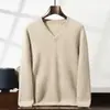 Outono e Inverno 2026 Novo Estilo Suéter de Cashmere Grosso de Fio Duplo com Sete Pontos Gola V Masculino Manga Longa Solto Casual