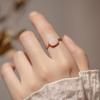 Anillo Cubo de Azúcar Pequeño 2024 Nuevo Anillo de Dedo Índice Nicho de Lujo Ligero de Moda Anillo Versátil con Temperamento Elegante para Mujeres