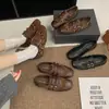 Sapatos rasos de couro estilo britânico para mulheres, nova coleção outono 2026, sapatilhas Mary Jane incrivelmente estilosas e populares, perfeitos para o trabalho e uso casual