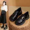 Mocasines de Cuero Suave con Suela Gruesa Estilo Nuevo Primavera 2026 Zapatos Negros de Tacón Grueso con Diseño Único Estilo Británico Zapatos Pequeños de Cuero