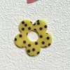Onda retro Punto pétalos de flores huecos accesorios acrílicos diy aretes hechos a mano pinza para el cabello colgante venta al por mayor