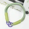 Lanyard Corto para Teléfono, Anticaída, Correa de Muñeca Antideslizante, Cadena Cruzada Tejida para Teléfono Color Bloque Estilo Chanel para Mujer
