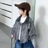 Chaqueta de Otoño para Niños 2026 Nueva Elegante y de Moda Abrigo de Primavera y Otoño para Bebé Chaqueta Moderna con Estampado de Leopardo para Niños Pequeños