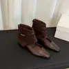 Botas de tornozelo quadradas retrô femininas de 4 cm com aumento interno de altura, tiras trançadas, salto baixo, bico fino, emagrecedoras e versáteis