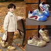 Tênis de treino infantil alemão 2026, tênis coloridos retrô para meninos, sapatos casuais macios Forrest Gump, tênis casuais da moda para meninas