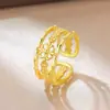 Venta Caliente Transfronteriza Ins Nicho Chapado en Cobre Oro de 18 Quilates Joyería Fundida Cruz Hueca Anillo Abierto con Diseño de Moda