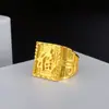Anillo de la Fortuna Chapado en Oro para Hombres, Anillo Abierto Audaz de Imitación de Oro de Nicho de Lujo Ligero para Personas de Mediana Edad y Mayores, Color Duradero