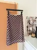 Conjunto de Duas Peças Feminino Renda Jacquard em Tela Tentação Doce e Pura com Bojos + Saia de Bolinhas Cor de Café