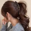 Pinza de Plátano de Satén de Gama Alta Estilo Coreano, Pasador Exquisito y Versátil para Mujer, Nuevo Modelo 2026, Pinza de Moño, Accesorio para el Cabello de Pinza Vertical