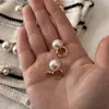 Pendientes de Perla y Circonita Personalizados de Lujo Ligero de Gama Alta Diseño Único Pendientes Versátiles Pendientes de Nicho Únicos Pendientes