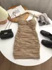 Moda de Verano Elegante Estilo Maduro Vestido de Tirantes Finos para Mujer, Sexy Nudo Retorcido Plisado Cruzado Ajustado Corto de Moda