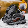 Novos Sapatos Esportivos Quentes Forrados com Fleece de Inverno Sapatos Infantis Para Crianças Médias e Grandes Sapatos Quentes para Exterior para Montanhismo Botas de Neve Antiderrapantes Infantis