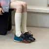 Zapatos Deportivos Casuales Nuevos Otoño 2026 para Mujer Suela Gruesa Bloque de Color Con Cordones Punta Redonda Planos