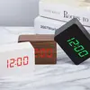 Reloj electrónico LED minimalista transfronterizo multifuncional de escritorio de madera despertador estudiante niños perezosos control por voz reloj de mesa