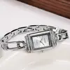 Nuevo Reloj de Cuarzo para Mujer con Incrustaciones de Cristal Cuadrado, Reloj de Moda de Lujo Ligero, Broche Pequeño, Correa de Aleación, Reloj Simple de Moda