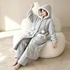 Conjunto de Pijama con Capucha Acolchado de Tres Capas para Mujer Coral Fleece Engrosado Ropa de Casa Suministro Directo desde la Fábrica de Origen (Dragón)