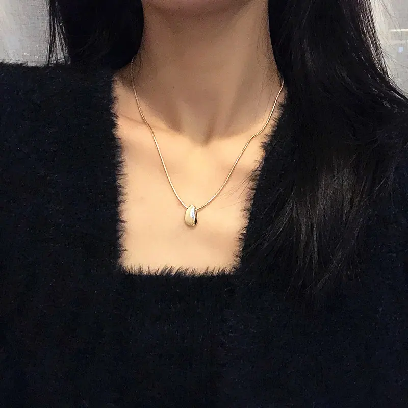 小巧豌豆项链