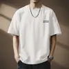 Camiseta Masculina de Manga Curta Lavada com Enzimas Estilo Retro Americano de Alta Qualidade, Top Soltinho com Bordado de Letras para Outono