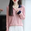 Cardigan Feminino Elegante de Malha Fina com Mistura de Lã, Gola, Manga Longa, Color Block, Recortes - Coleção Outono 2026 - Atacado