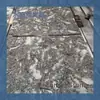 Pedra com Acabamento Ondulado de Água de Granito é Produzida Sob Demanda com Tamanhos Personalizáveis e Diversos Acabamentos de Superfície