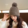 Gorro de Lana Tejido Estilo Coreano Otoño/Invierno para Mujer con Forro Polar Añadido para Calidez, Gorro con Pompón, Estilo Versátil Ins, Dulce, Gorro de Protección contra el Frío