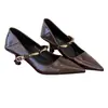 Moda Versátil Nova Outono/Inverno 2026 Sapatos Estilo Francês Gentil Bico Fino Fivela Salto Agulha