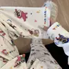 Pijama de Invierno de Franela con Dibujos Animados Lindos de Niña Shin-Chan, Talla Grande para Mujer, Conjunto Grueso de Forro Polar para Casa