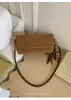 Bolso de Mujer de Nicho Estilo Coreano 2026 Nuevo Vintage Pequeño Cuadrado para Viajar Bolso Pequeño Cruzado de Hombro Simple Transfronterizo