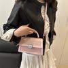 Bolso de Mujer Moderno Color Block 2025 Nueva Moda Bolso Bandolera Versátil Primavera/Verano Bolso de Mano Pequeño Popular