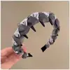 Faixa de Cabelo Antiderrapante com Dentes Estilo Coreano com Retalhos de Bolinhas para Mulheres, Novo Modelo 2026, Sensação de Alta Qualidade, Faixa de Cabelo para Prender o Cabelo ao Lavar o Rosto