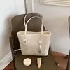 Nuevo Bolso de Brocado Estilo Chino Estilo Nacional para Mujer 2026 Nuevo Modelo de Verano Lujo Ligero Diseño de Nicho Gran Capacidad Bolso Tote para Viajes