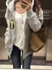 Camiseta Blanca de Cuello en U, Holgada y Relajada, de Manga Corta Elástica para Mujer, Escote Amplio, Top Versátil como Capa Base