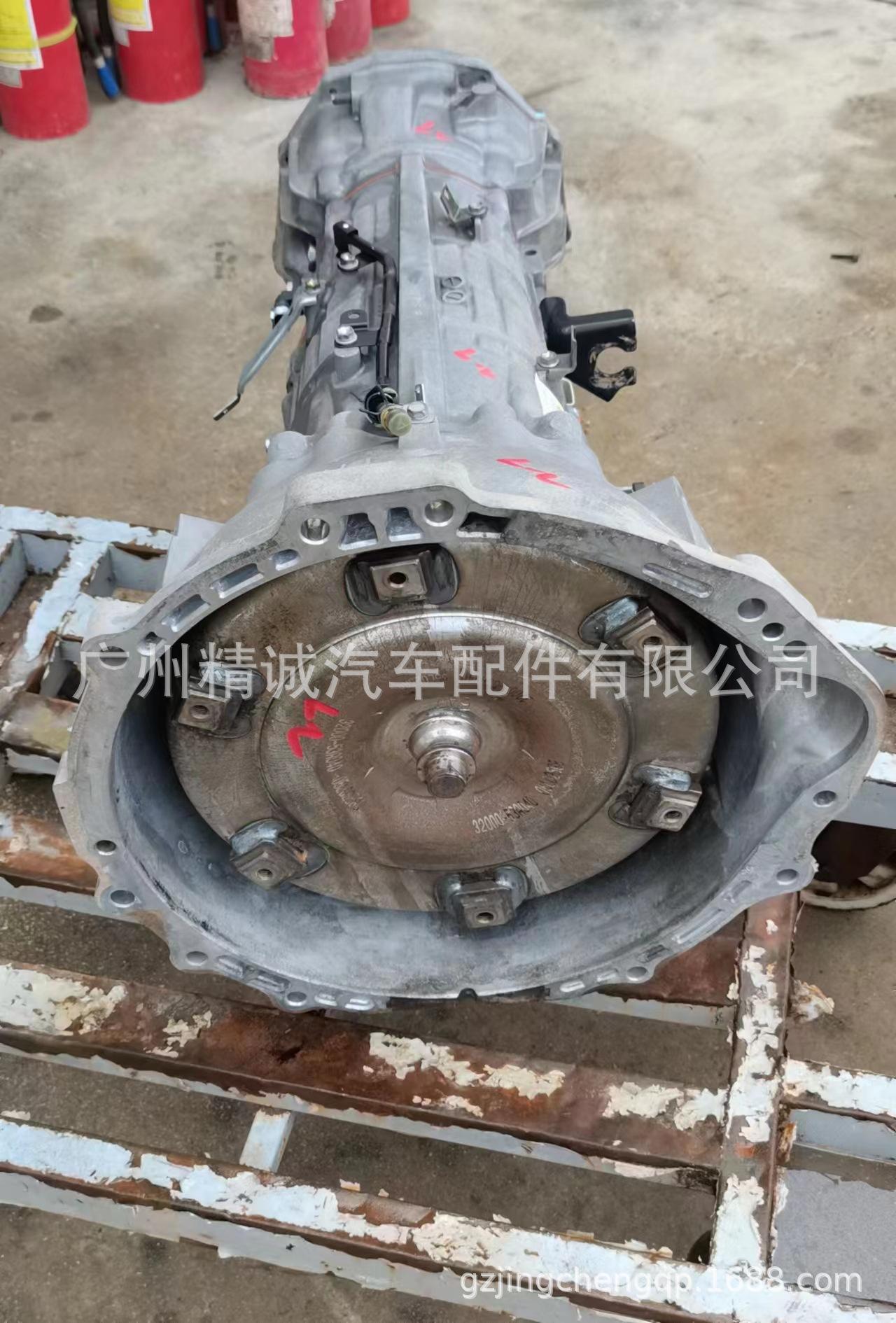 丰田普拉多4.0 J120自动变速箱总成2