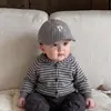 Gorro de bebé para primavera y otoño, gorra de visera a rayas elegante estilo coreano, gorra de pico para bebé para viajar invertida, boina de moda