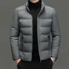 Nueva Chaqueta de Algodón Gruesa de Invierno para Hombres Jóvenes y de Mediana Edad Ropa Exterior Cálida Estilo Papá Hombres Color Sólido Casual Ropa de Invierno para Hombres Chaqueta