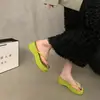 Chanclas sencillas y versátiles para mujer, nuevo estilo de verano 2024, sandalias de playa con plataforma de aumento de altura