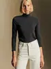 Camiseta Base de Canalé Ajustada de Cuello Medio Clásica Sez para Otoño e Invierno, Hombro Normal, Corte Ajustado, Uso Diario para el Trabajo, Adelgazante