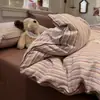 2026 Nuevo Juego de Cama Sencillo Lavado de Gasa de Doble Capa de Cuatro Piezas, Funda Nórdica, Sábana Bajera, Colcha, Juego de Cama de Tres Piezas para Dormitorio Estudiantil 3