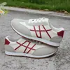 Tênis de treino feminino alemão 2026 primavera novo vintage casual flat tênis versátil bico redondo confortável sapatos de estudante