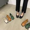 Zapatos Mary Jane de Cuero Pequeños Retro con Cadena Metálica, Punta Cuadrada y Suela Suave, Nuevo Estilo Británico 2025, Versátiles y Elegantes